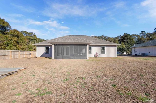 4439 Conifers St, Milton, FL 32583