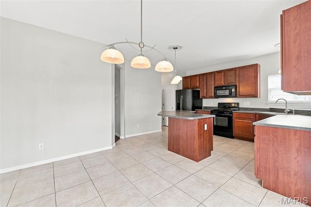 104 Towergate Drive, Lake St Louis, MO 63367