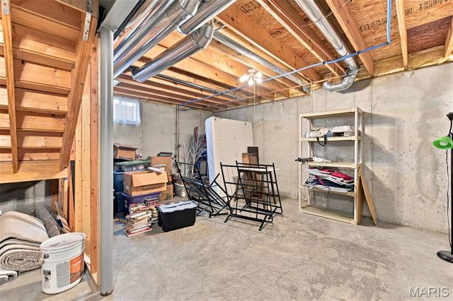 104 Towergate Drive, Lake St Louis, MO 63367