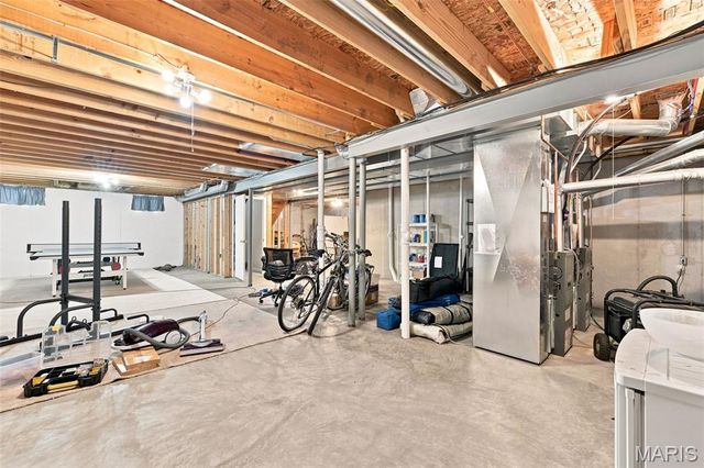 104 Towergate Drive, Lake St Louis, MO 63367