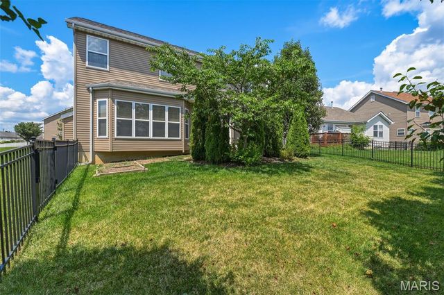 104 Towergate Drive, Lake St Louis, MO 63367