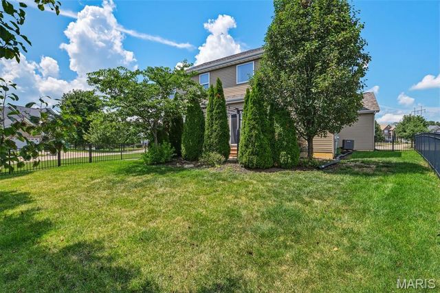 104 Towergate Drive, Lake St Louis, MO 63367