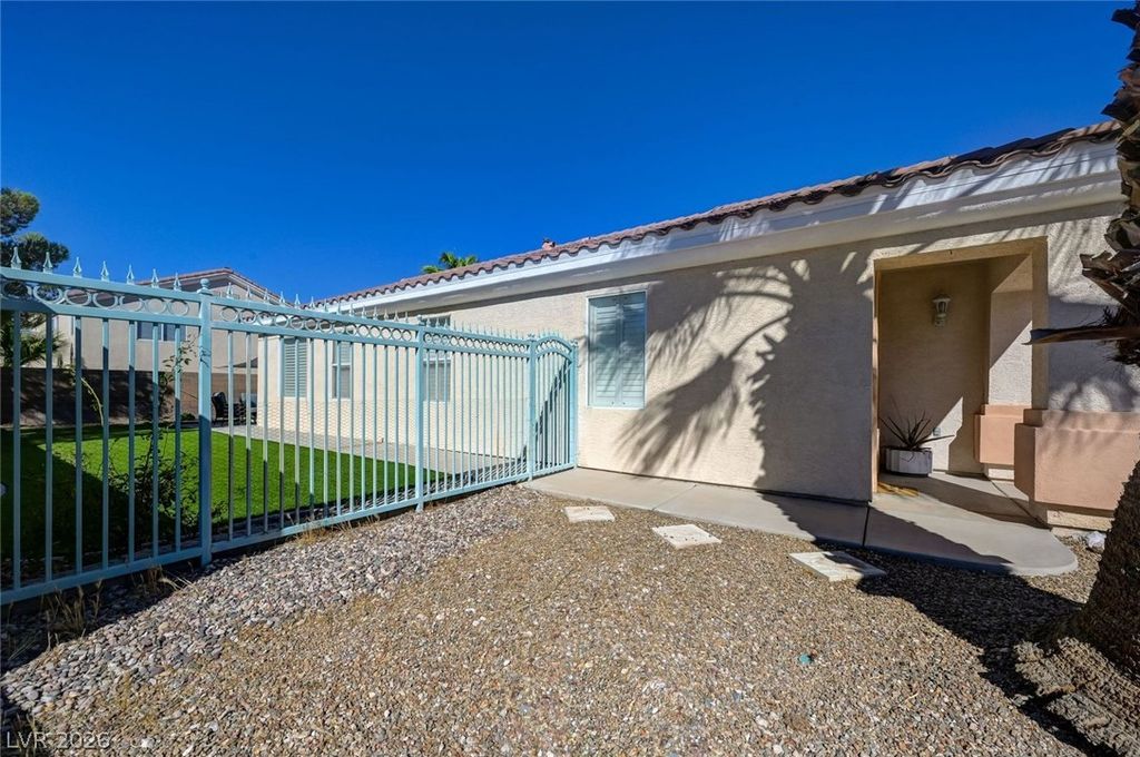 222 hickory heights, Las Vegas, NV 89148 — photo 4