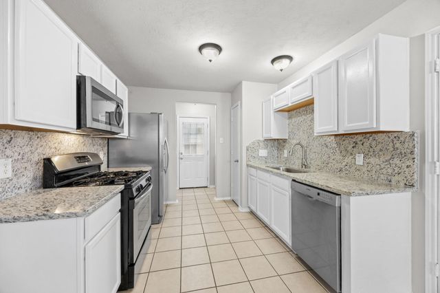 2746 Grahamwood Lane, Houston, TX 77047