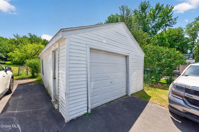 223 Vly Road, Colonie, NY 12309
