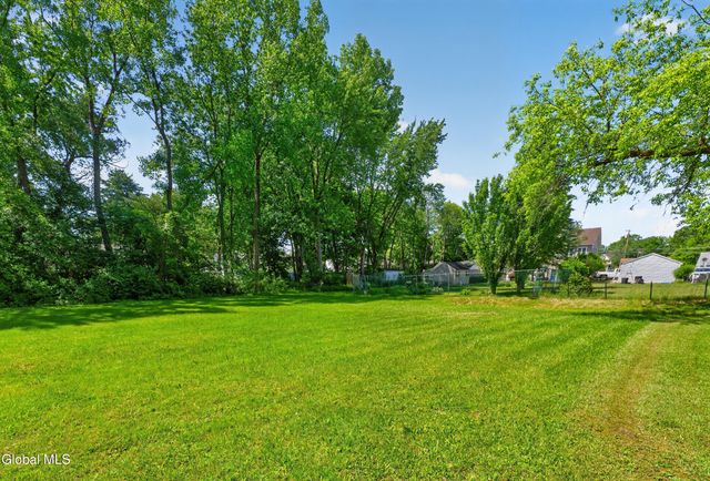 223 Vly Road, Colonie, NY 12309