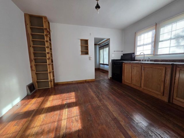 2220 76th STREET, Kenosha, WI 53143