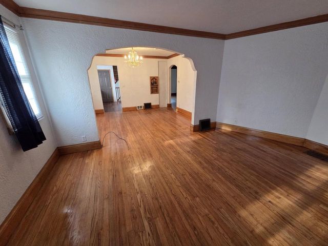 2220 76th STREET, Kenosha, WI 53143