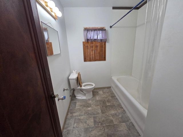 2220 76th STREET, Kenosha, WI 53143