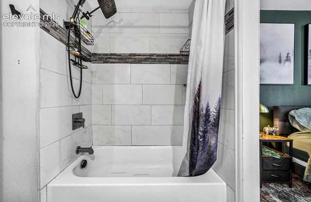 3389 Foxridge Drive, Colorado Springs, CO 80916