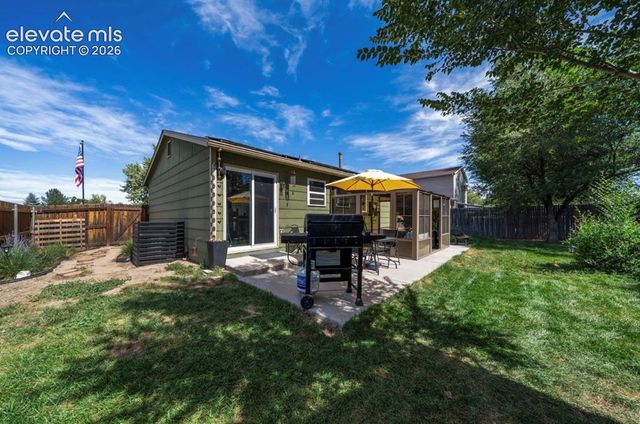3389 Foxridge Drive, Colorado Springs, CO 80916