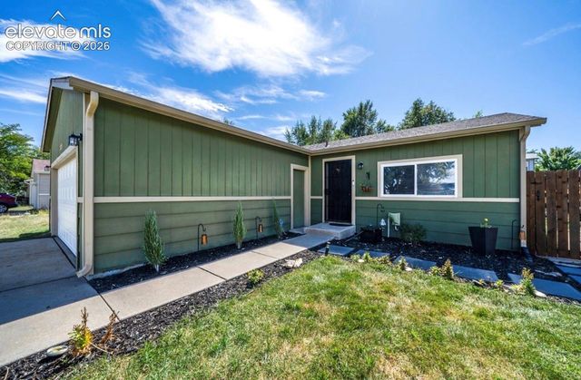 3389 Foxridge Drive, Colorado Springs, CO 80916