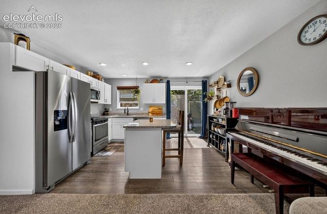 3389 Foxridge Drive, Colorado Springs, CO 80916