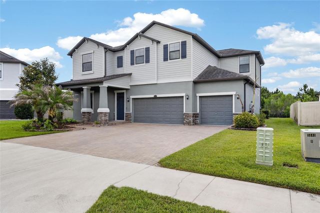 2905 HILLIARD DRIVE, Wesley Chapel, FL 33543