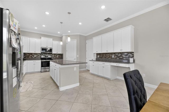 2905 HILLIARD DRIVE, Wesley Chapel, FL 33543