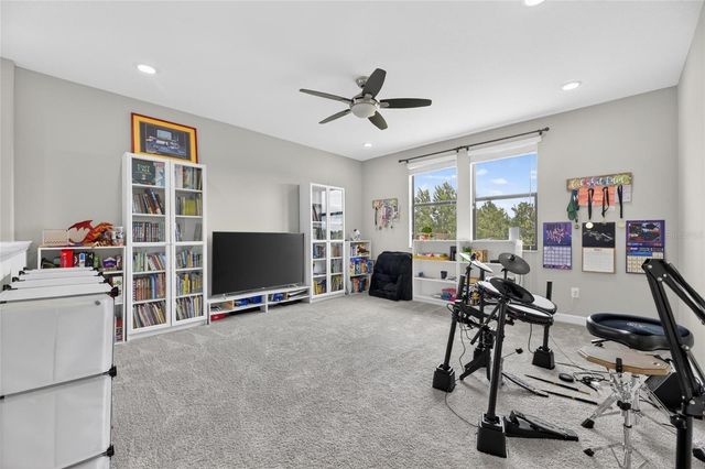 2905 HILLIARD DRIVE, Wesley Chapel, FL 33543
