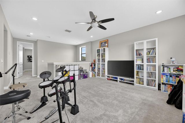 2905 HILLIARD DRIVE, Wesley Chapel, FL 33543