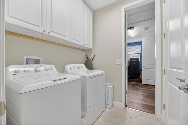 2905 HILLIARD DRIVE, Wesley Chapel, FL 33543