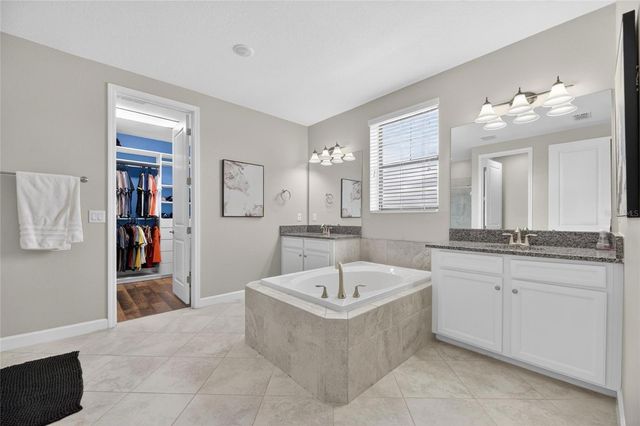 2905 HILLIARD DRIVE, Wesley Chapel, FL 33543