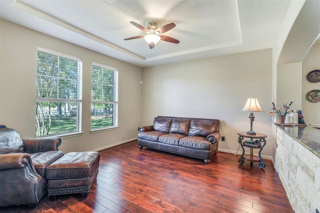 32711 Tall Oaks Way, Magnolia, TX 77354