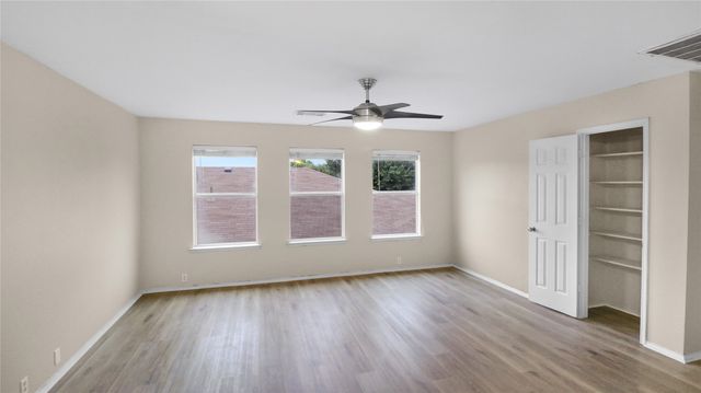 9000 King Ranch Drive, Cross Roads, TX 76227