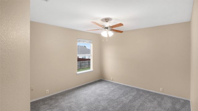 9000 King Ranch Drive, Cross Roads, TX 76227