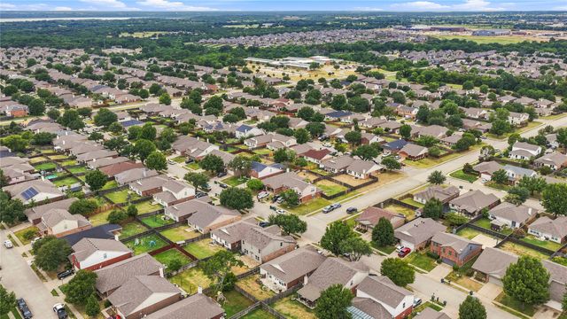 9000 King Ranch Drive, Cross Roads, TX 76227