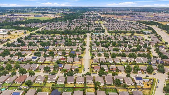 9000 King Ranch Drive, Cross Roads, TX 76227