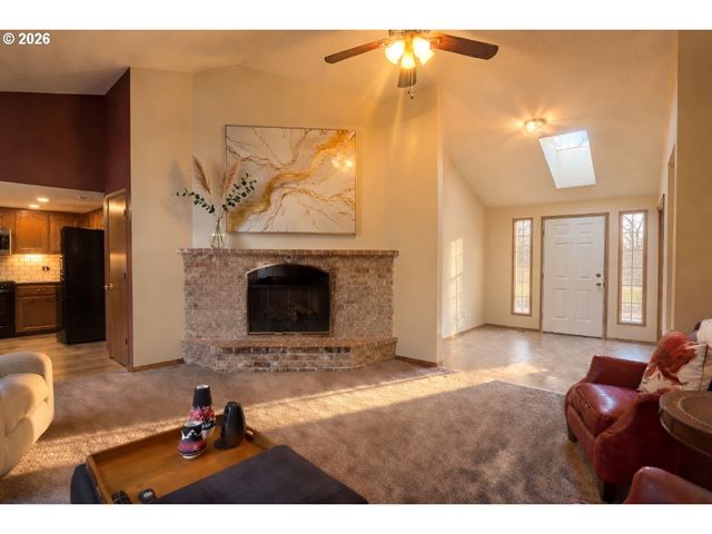 6912 Se BLAINE St, Hillsboro, OR 97123