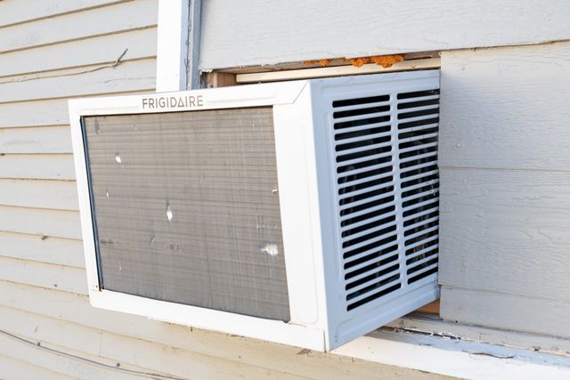 1421 S Main St, Wichita, KS 67213