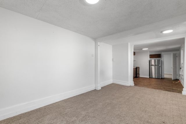 1421 S Main St, Wichita, KS 67213