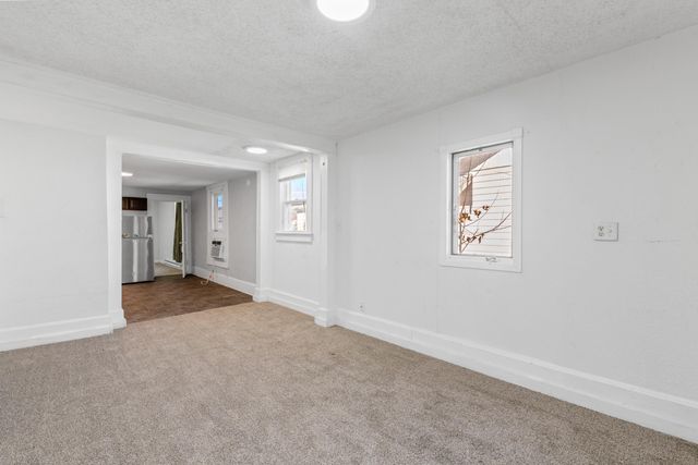 1421 S Main St, Wichita, KS 67213