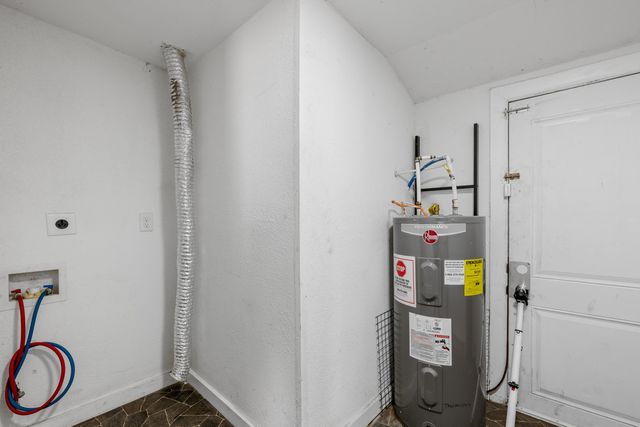 1421 S Main St, Wichita, KS 67213