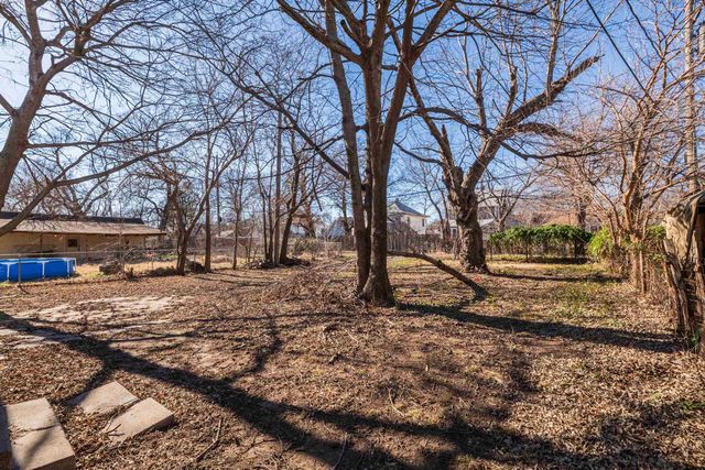 1421 S Main St, Wichita, KS 67213