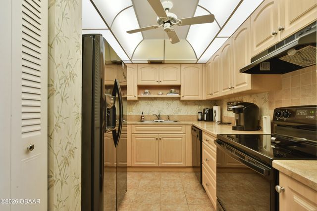 1415 Ocean Shore Blvd Apt 205, Ormond Beach, FL 32176