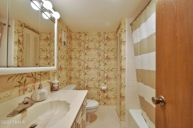 1415 Ocean Shore Blvd Apt 205, Ormond Beach, FL 32176