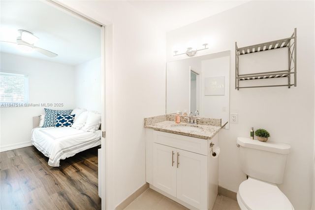 6061 Old Court Rd 208, Boca Raton, FL 33433