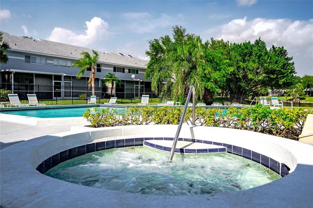 6061 Old Court Rd 208, Boca Raton, FL 33433