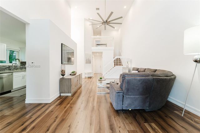 6061 Old Court Rd 208, Boca Raton, FL 33433