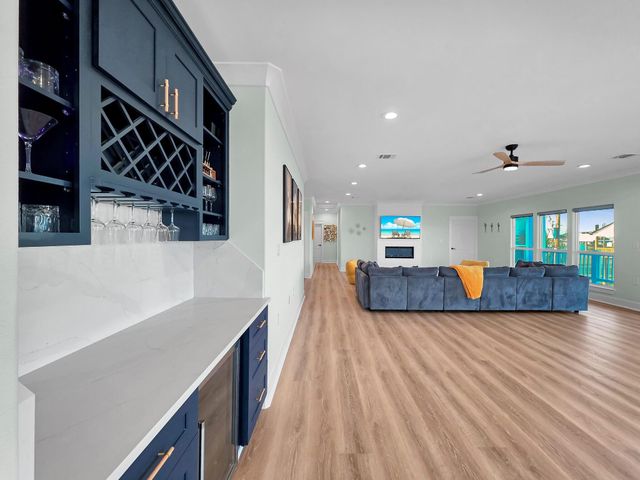 979 Oneal Road, Crystal Beach, TX 77650