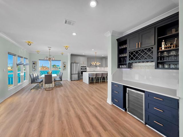 979 Oneal Road, Crystal Beach, TX 77650