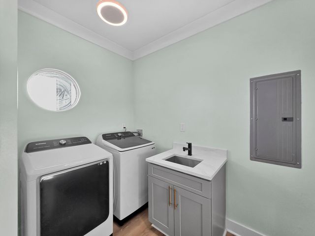 979 Oneal Road, Crystal Beach, TX 77650