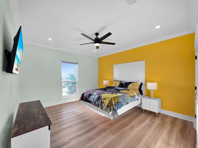 979 Oneal Road, Crystal Beach, TX 77650