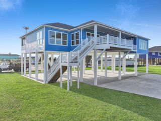 979 Oneal Road, Crystal Beach, TX 77650