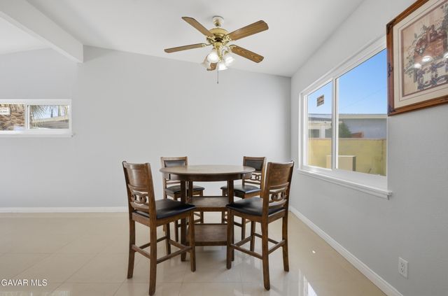 1133 W Avenue J15, Lancaster, CA 93534