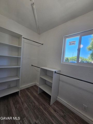 1133 W Avenue J15, Lancaster, CA 93534