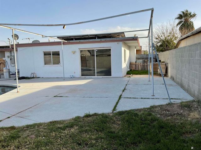 1916 W Pueblo St, Yuma, AZ 85365