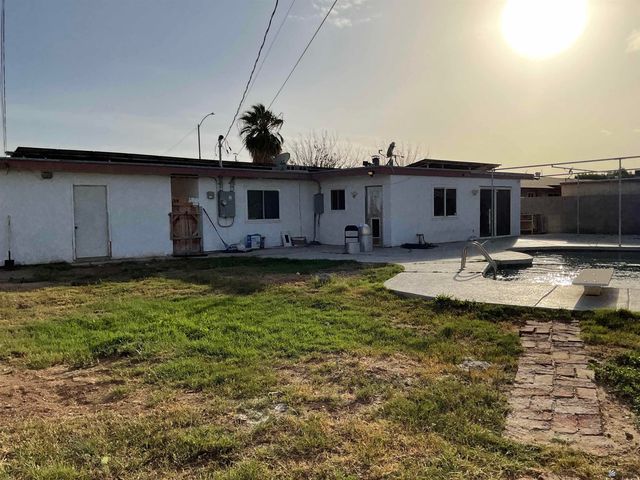 1916 W Pueblo St, Yuma, AZ 85365