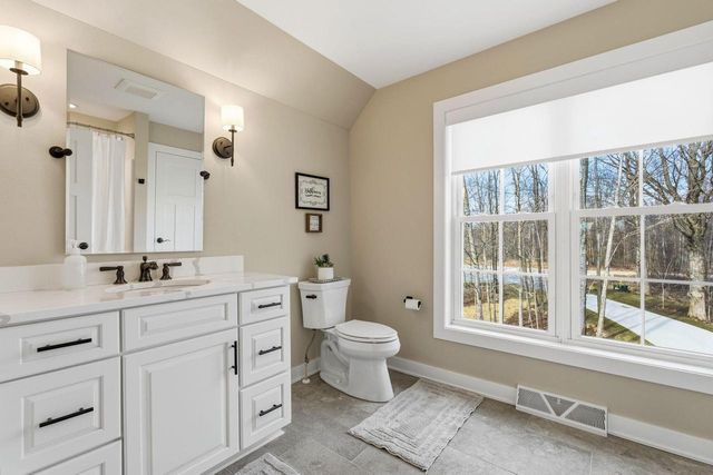 3815 Densmore COURT, Slinger, WI 53086