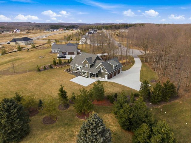 3815 Densmore COURT, Slinger, WI 53086